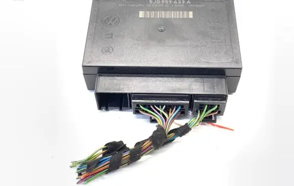 Skoda Fabia Mk1 (6Y) Central body control module 5J0959433A