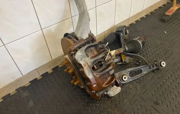 Land Rover Range Rover L405 Front wheel hub spindle knuckle HPLA3C255BA