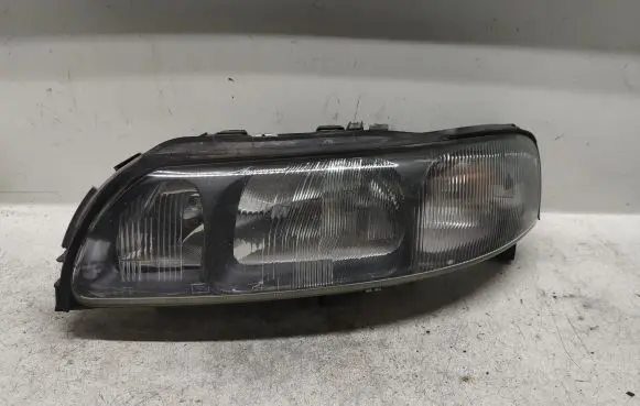 Volvo S60 Headlight/headlamp