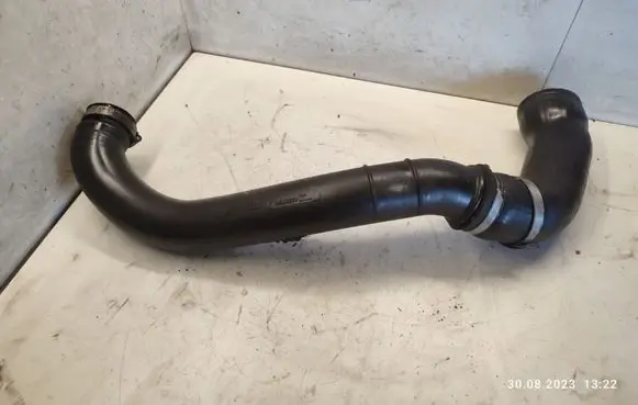 Volvo S40, V40 Intercooler hose/pipe 30620813