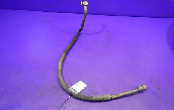 Volkswagen PASSAT B5.5 Air conditioning (A/C) pipe/hose 