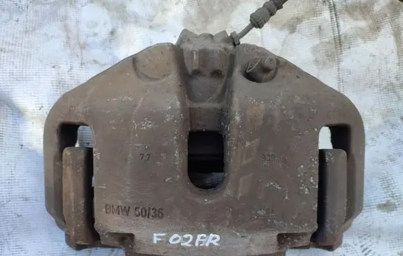 BMW 7 F01 F02 F03 F04 Front brake caliper