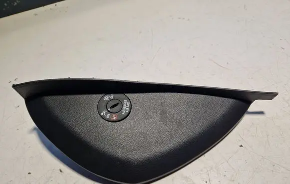 Chevrolet Captiva Dashboard side end trim 20867130