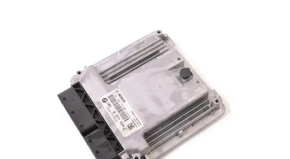 BMW 7 F01 F02 F03 F04 Engine control unit/module 8577834