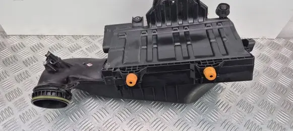 Mercedes-Benz C W205 Air filter box A2640940100 A2640906000