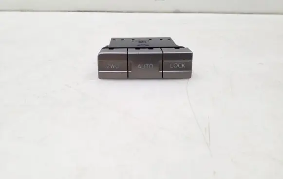Nissan X-Trail T30 Differential lock switch 