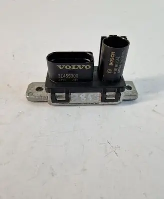Volvo V40 Glow plug pre-heat relay 31459300