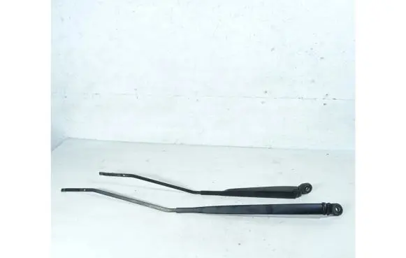 Citroen C3 Picasso Front wiper blade arm 9673852680