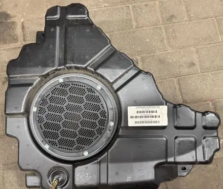 Jeep Grand Cherokee Subwoofer speaker 05064610AC 26777W F1AA102111463