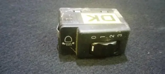 Opel Sintra Headlight level height control switch 90270514