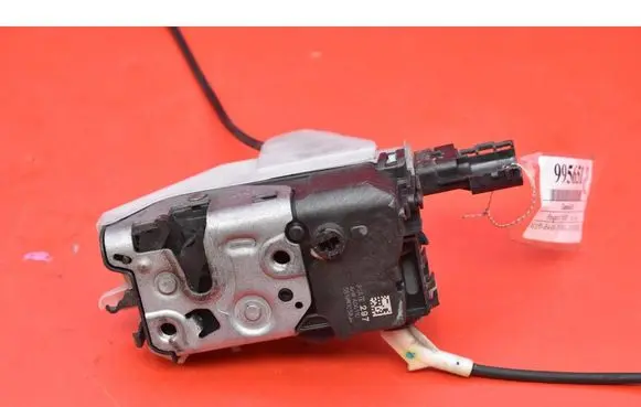 Peugeot 3008 I Rear door lock 732297
