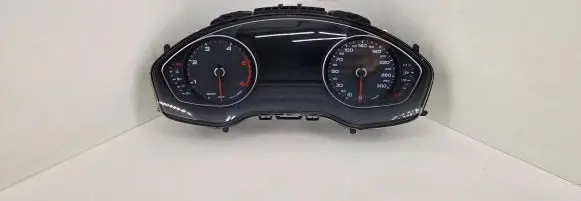 Audi A5 Speedometer (instrument cluster) 8W6920781