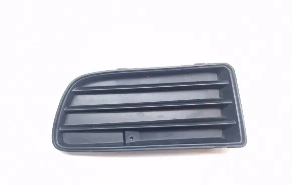 Mitsubishi Carisma Front bumper lower grill XR384227 XR910216LH