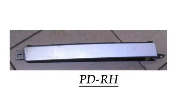 Under headlight/headlamp trim