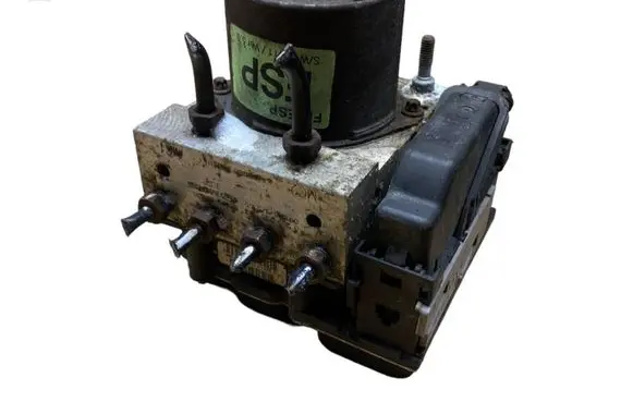 Hyundai i30 ABS Pump 589202L300 0265235383