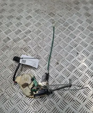 KIA Sorento Front door lock