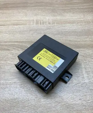 Ford Mondeo Mk III Door central lock control unit/module 2T1T15K600BD