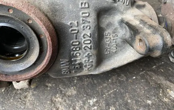 BMW 3 F30 F35 F31 Rear differential 7599475 E27091