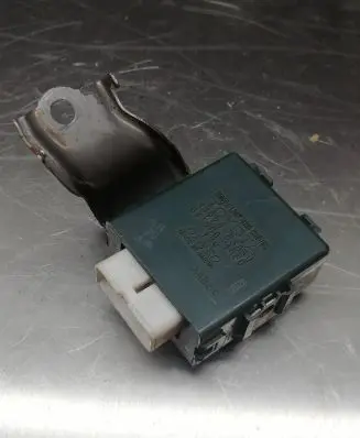Lexus IS 220D-250-350 Door control unit/module 8597053030