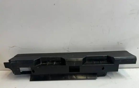 Mercedes-Benz C W204 Other trunk/boot trim element A2048490803