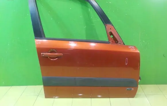 Ford Fiesta Front door PRZOD PRAWE
