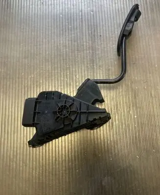 Lexus RX 300 Accelerator throttle pedal 7812048070 1988003040 0ZJ242870B6