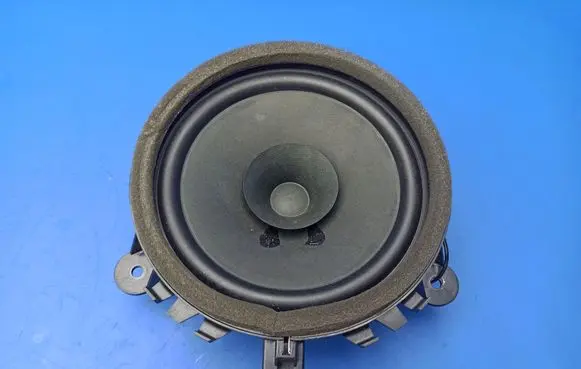 Volvo S40 Front door speaker 30657444 M5XUG