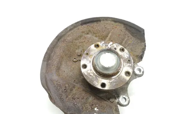 Rear wheel hub