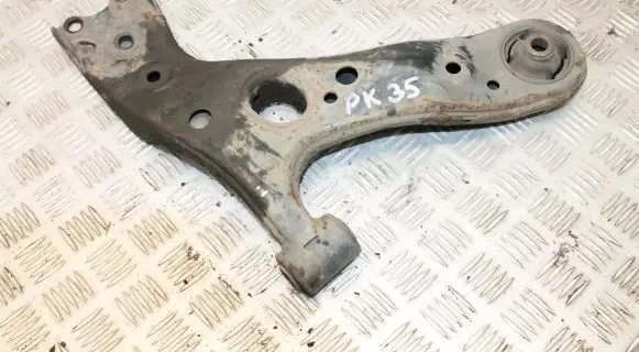 Toyota Verso-S Front lower control arm/wishbone