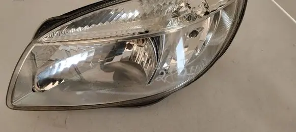 Skoda Fabia Mk2 (5J) Headlight/headlamp LAMPALEWAFABIA