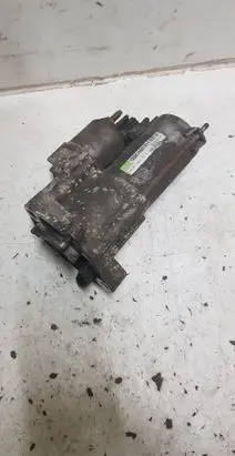 Audi A4 S4 B7 8E 8H Starter motor 06D911023A