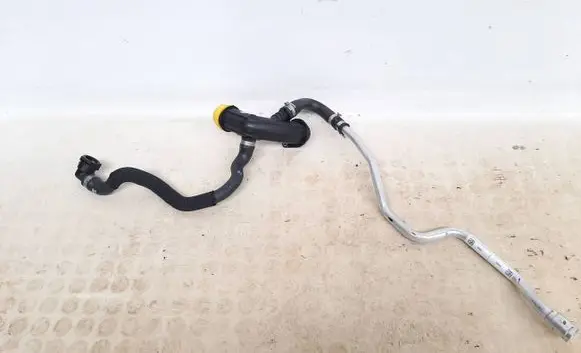 BMW M8 F91 F92 G14 G15 Engine coolant pipe/hose 5A37139 8682033 17125A37139