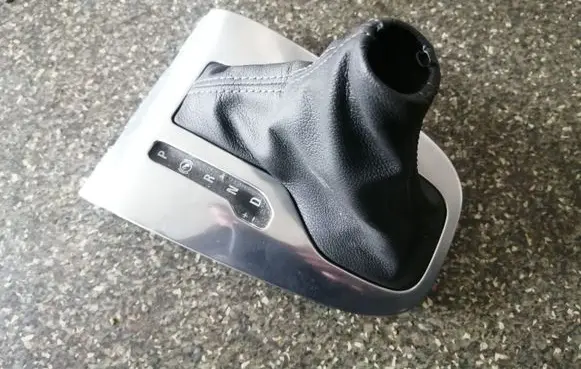 Opel Astra J Gear lever shifter trim leather/knob 13360795