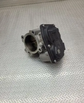 Volvo XC40 Throttle valve 31465702