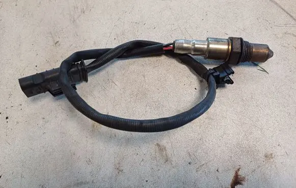 BMW 5 F10 F11 Lambda probe sensor 859385201 0281004651