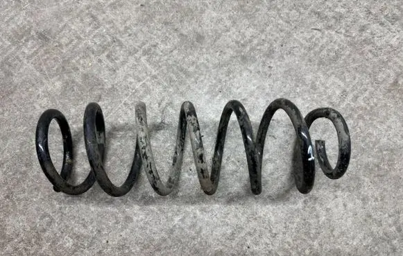 BMW i3 Rear coil spring 6865162