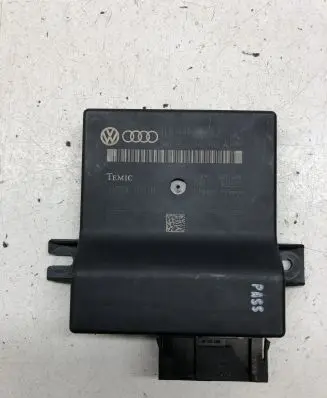 Audi A6 S6 C6 4F Gateway control module 4L0907468B 4L0910468A