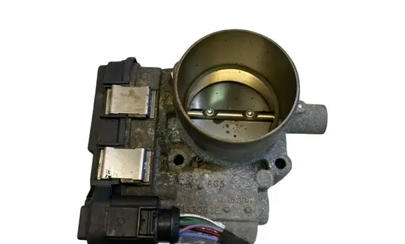 Audi A3 8Y Throttle body valve 03F133062E