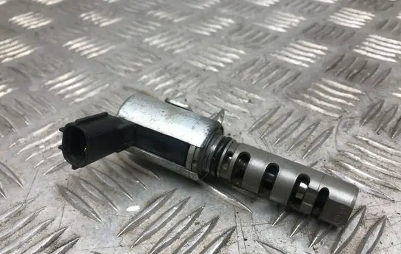 Lexus RX 450H Valve oil control 331030 0810BM21