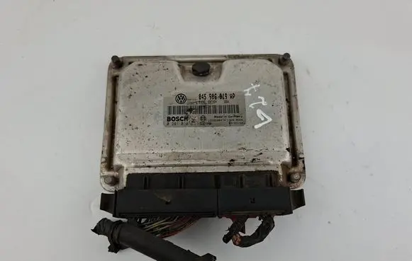 Volkswagen Polo Engine control unit/module 045906019AP