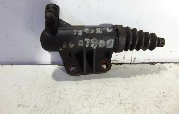 Fiat Doblo Clutch slave cylinder 