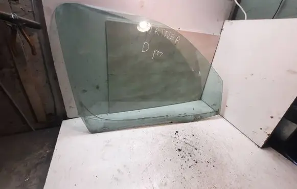 Peugeot Partner Front door window glass four-door 43R001142