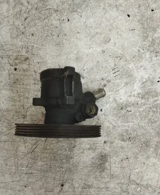 Peugeot 405 Power steering pump 7849701