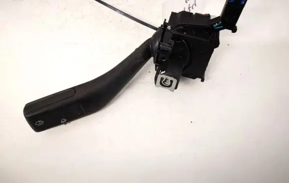 Volkswagen Jetta V Wiper control stalk 1k0953519b