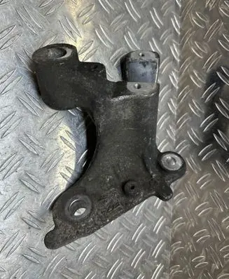Renault Talisman Sway bar bush bracket, front 548500910R