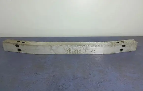Toyota Prius (NHW20) Rear bumper support beam 