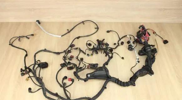 Engine installation wiring loom
