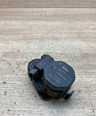 BMW X5 E53 Air flap motor/actuator 6935440 ECB513