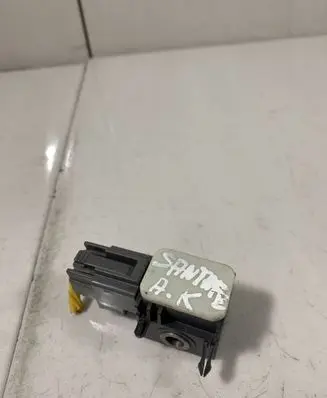 Hyundai Santa Fe Airbag deployment crash/impact sensor 959202B000