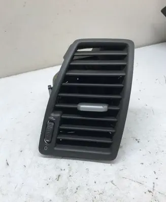 Volvo XC90 Dashboard side air vent grill/cover trim 3409399